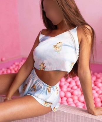 Александрина, 23